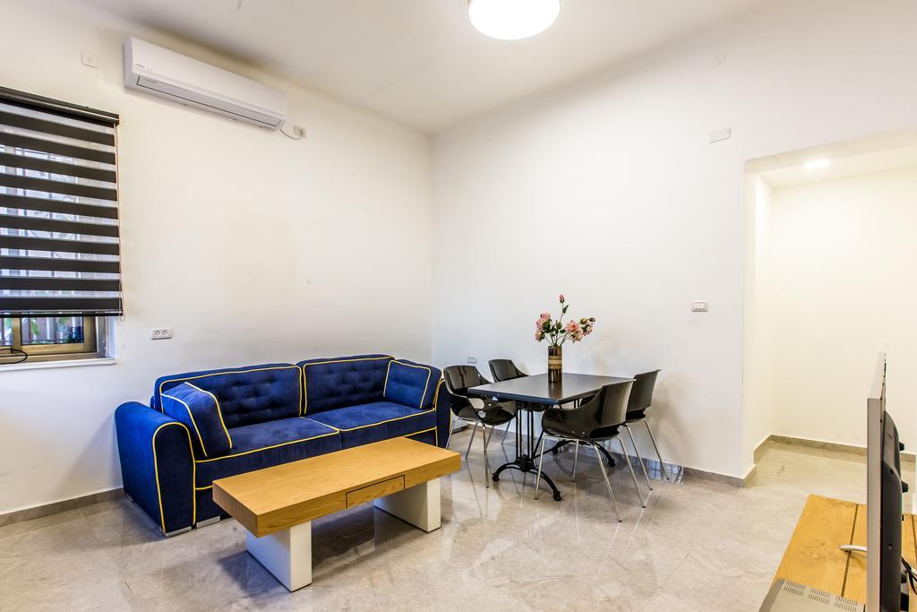 Sunset Beach Apartments Tel Aviv Exterior photo